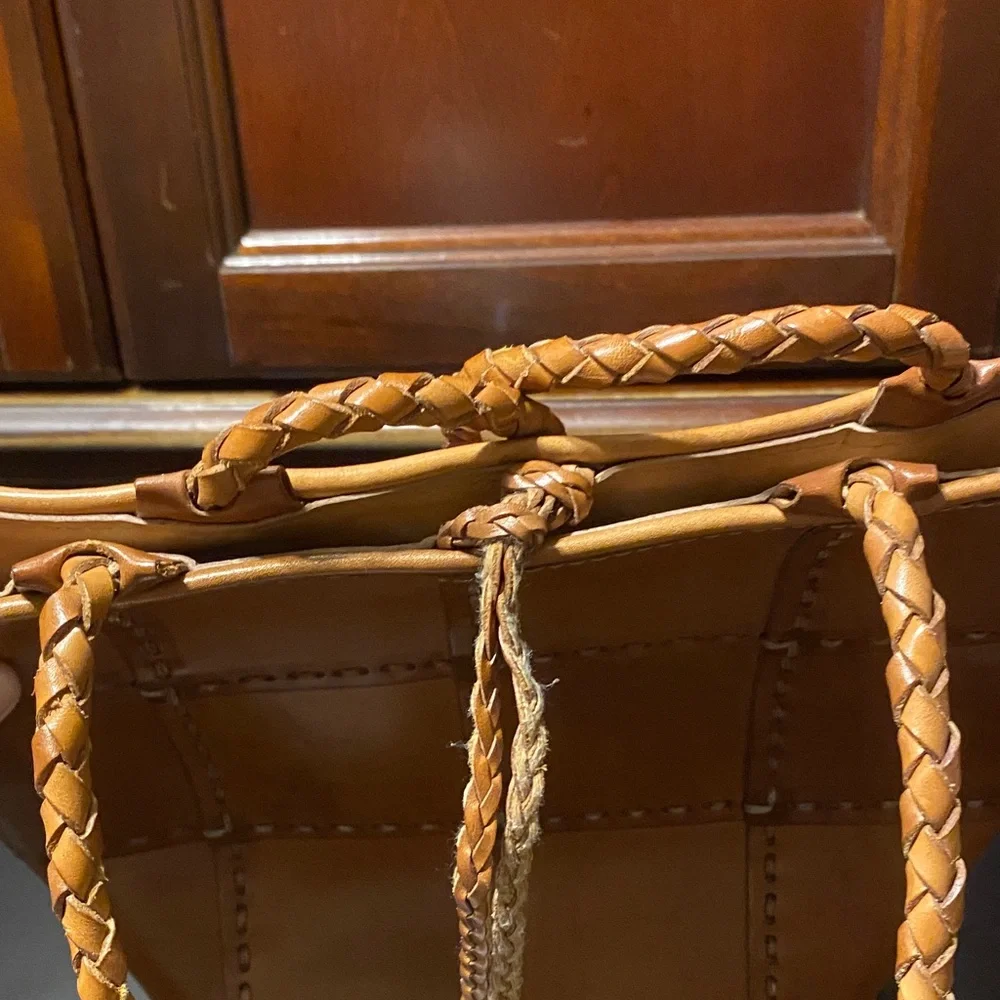 Ellepi Vintage Elegant Tan Braided Handle Tote Bag